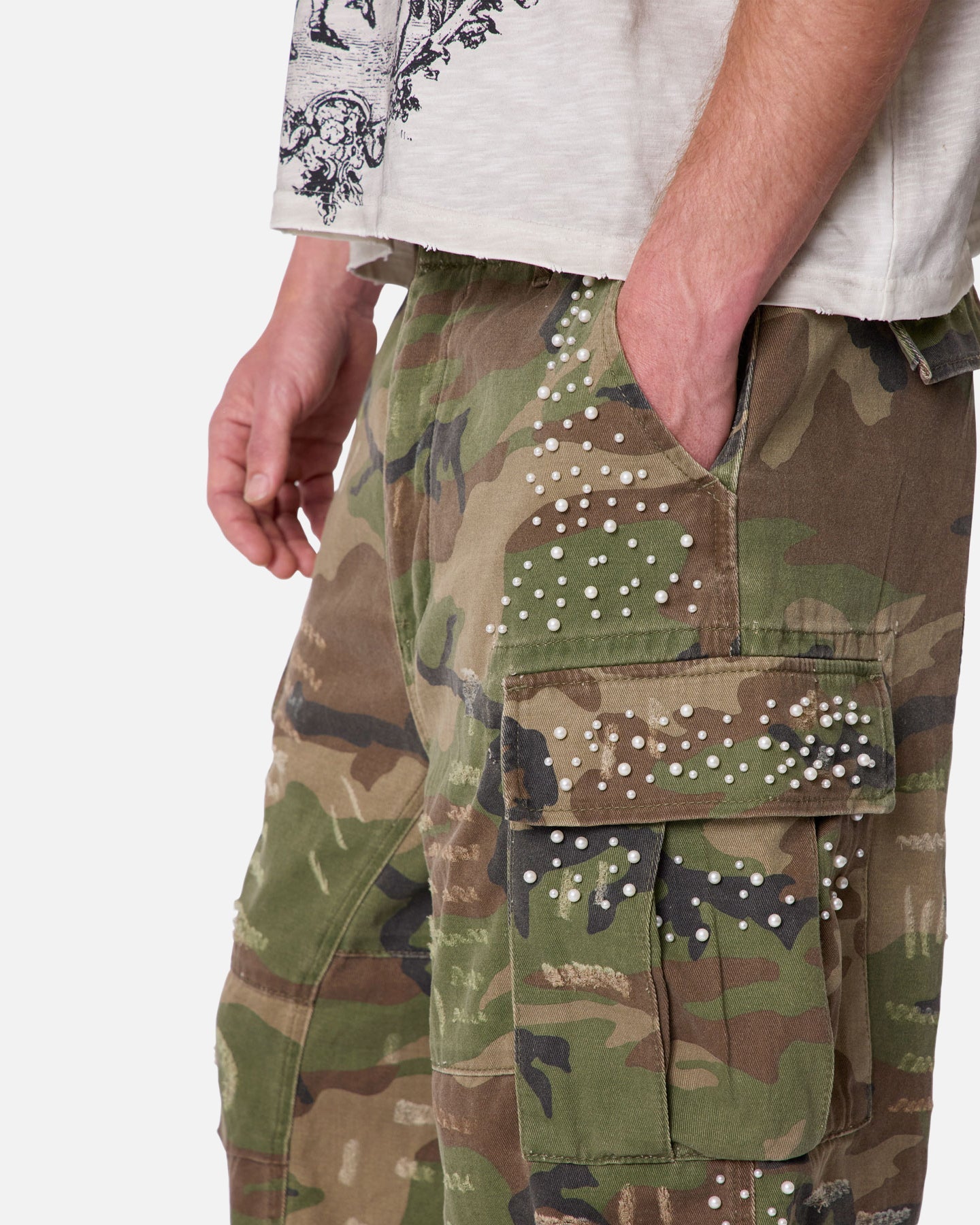 MNML Pearled Cargo Shorts Camo