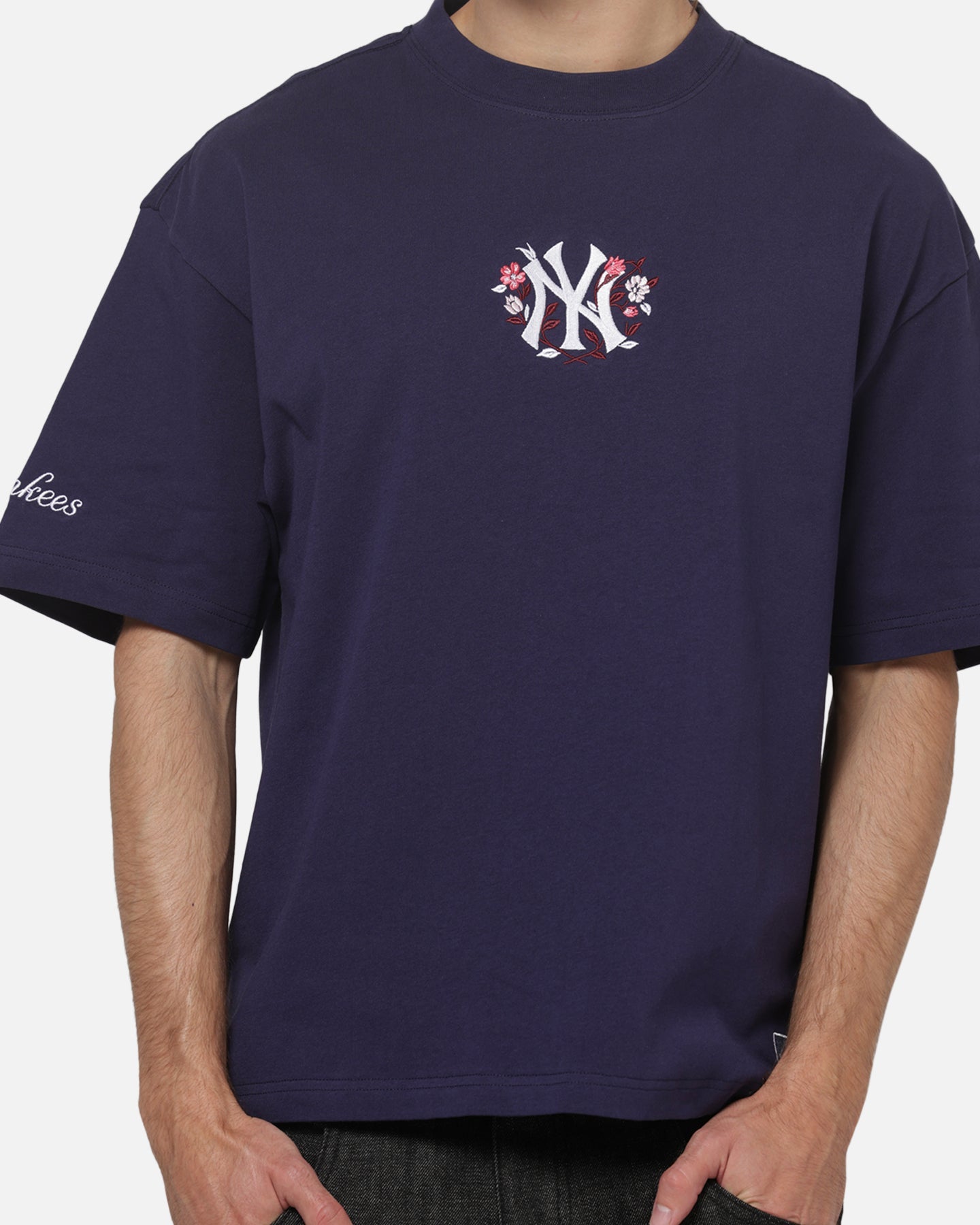 Mitchell & Ness New York Yankees Floral Box T-Shirt Navy