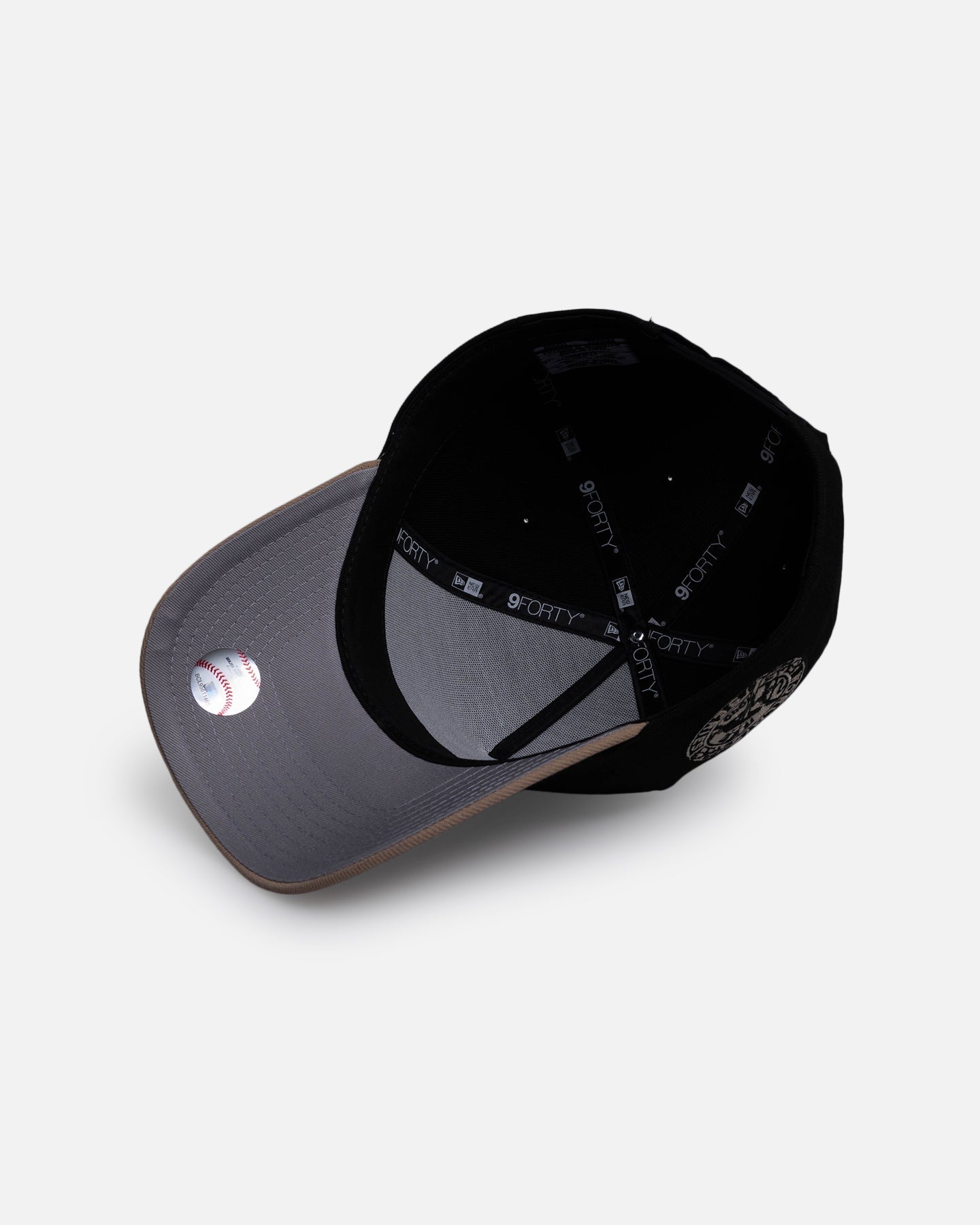 New Era New York Yankees 'Black Camel' 9FORTY A-Frame Snapback Black/Camel