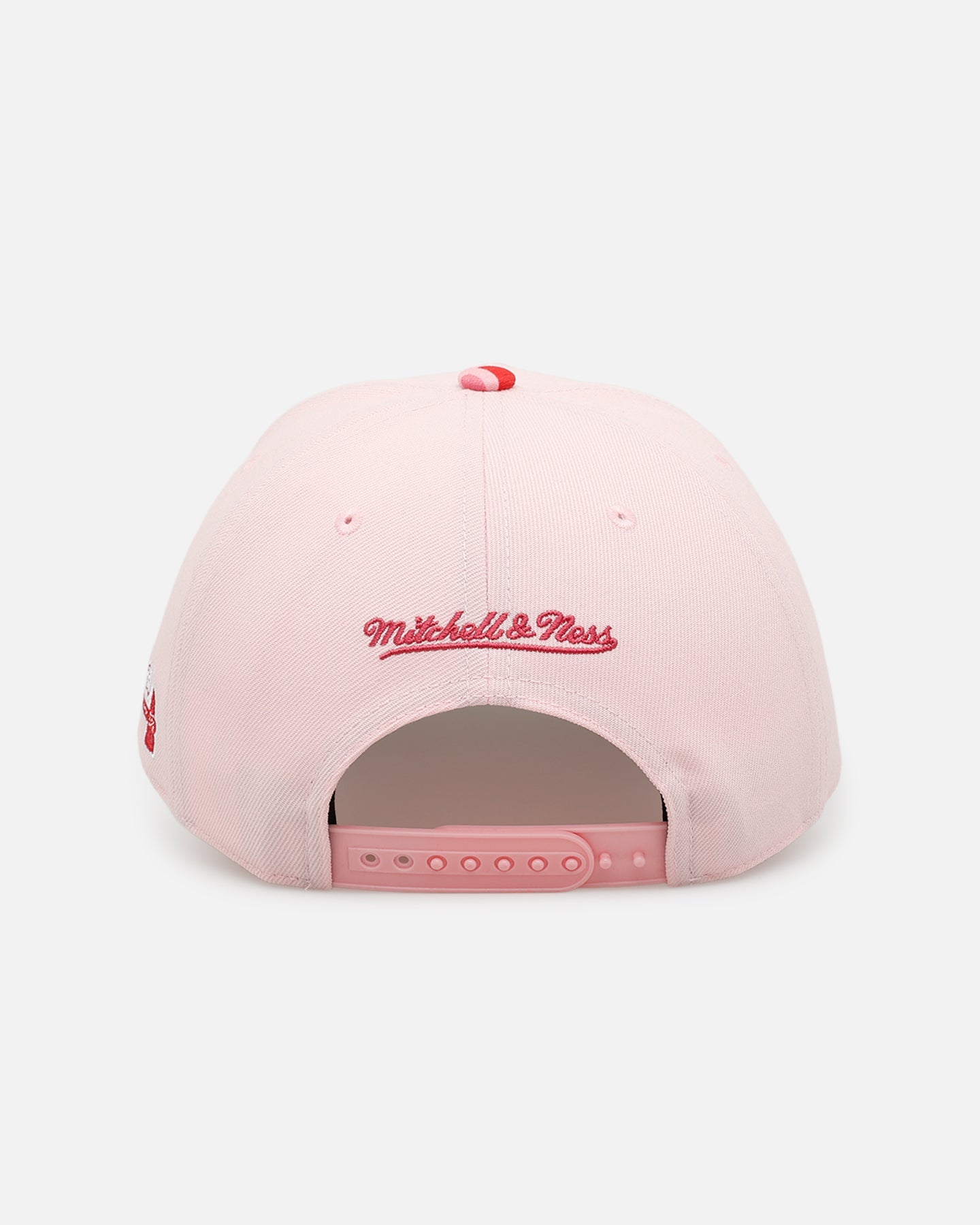 Mitchell & Ness Atlanta Braves 'Pink Camo' Pro Pinch Snapback Pink