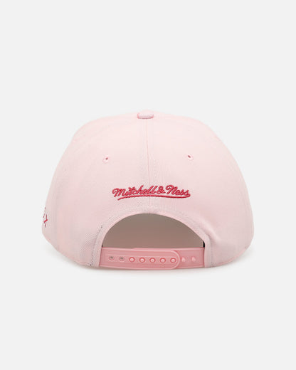 Mitchell & Ness Boston Red Sox 'Pink Camo' Pro Pinch Snapback Pink