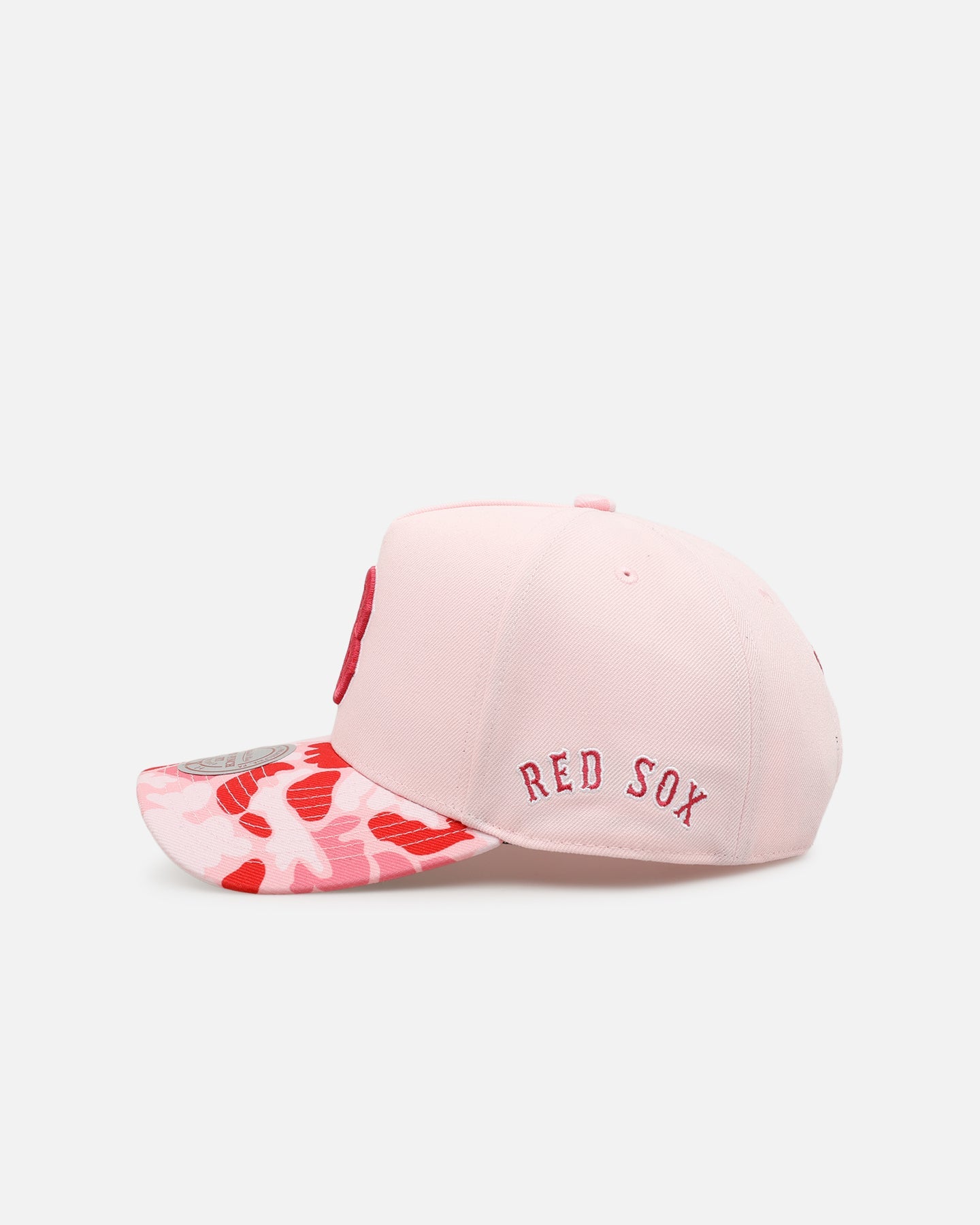 Mitchell & Ness Boston Red Sox 'Pink Camo' Pro Pinch Snapback Pink
