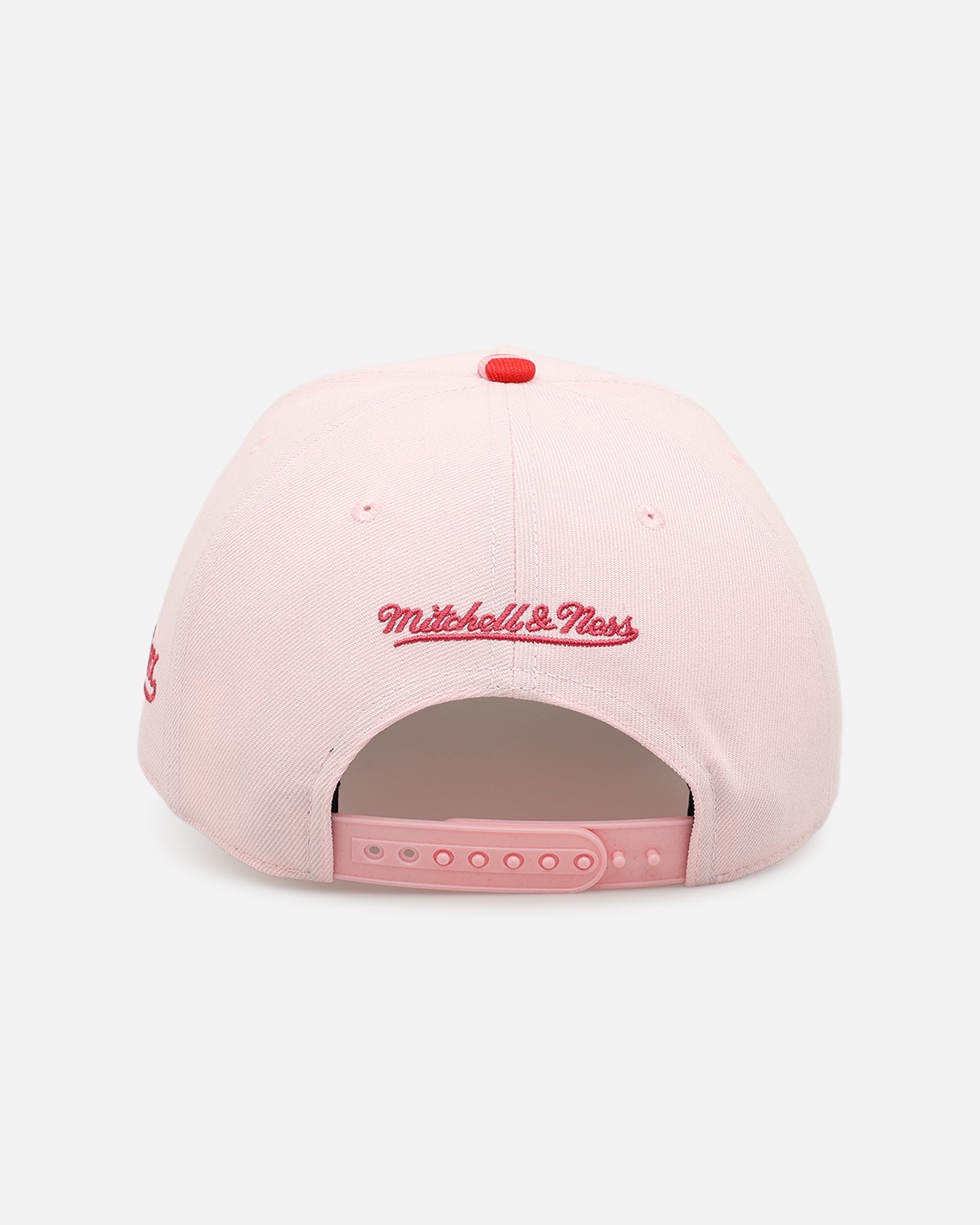 Mitchell & Ness Chicago White Sox 'Pink Camo' Pro Pinch Snapback Pink