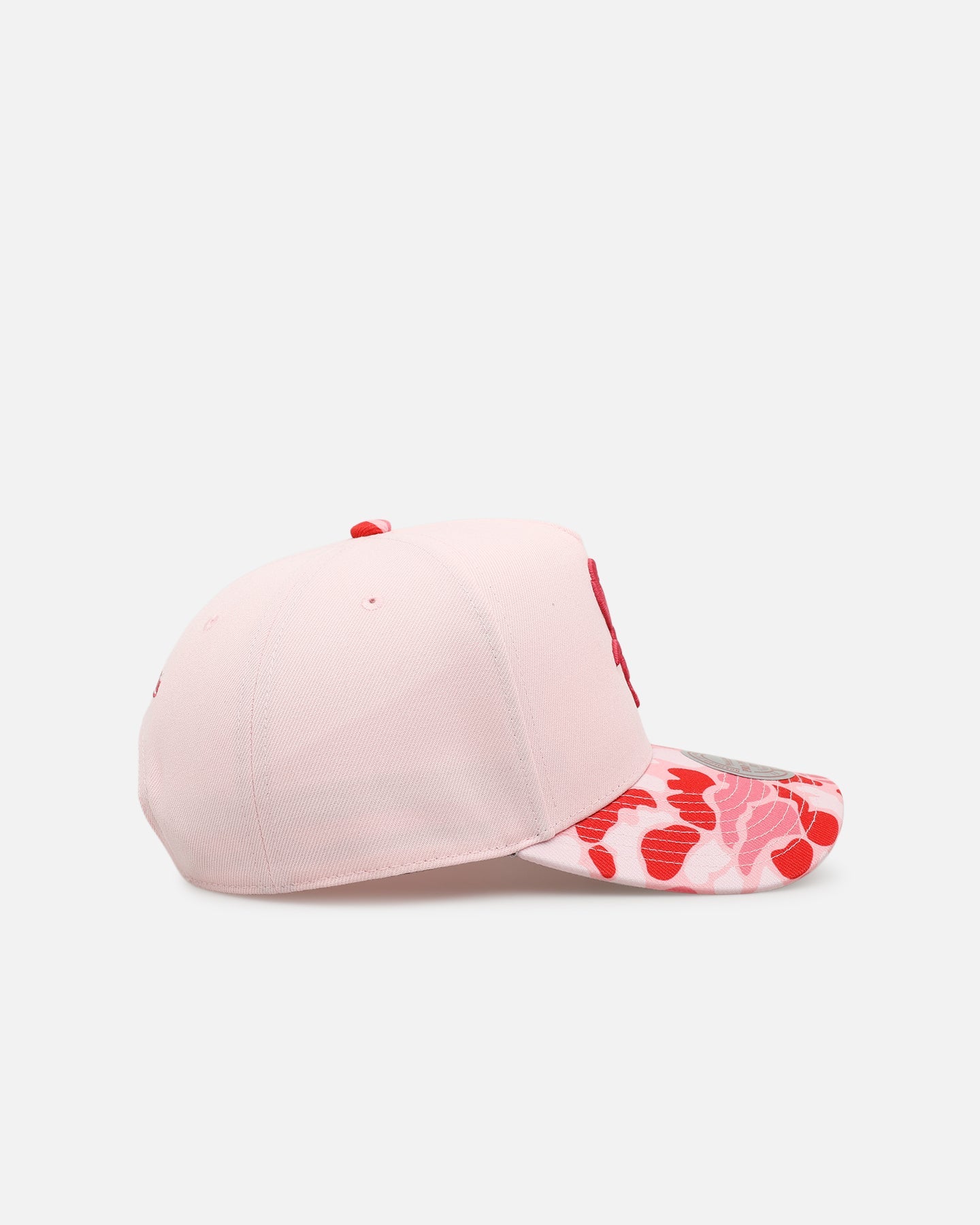 Mitchell & Ness Chicago White Sox 'Pink Camo' Pro Pinch Snapback Pink