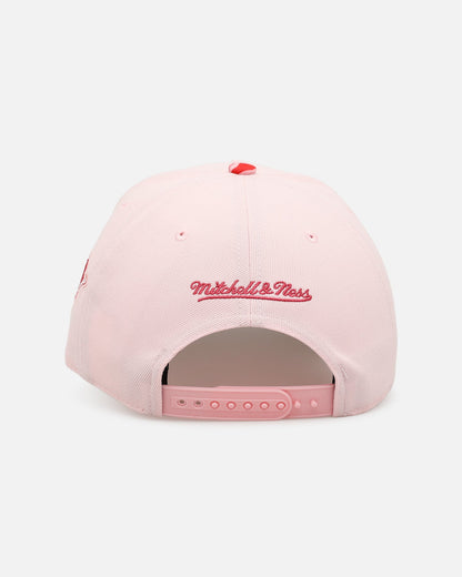 Mitchell & Ness Detroit Tigers 'Pink Camo' Pro Pinch Snapback Pink