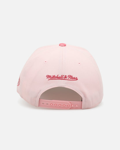 Mitchell & Ness New York Yankees 'Pink Camo' Pro Pinch Snapback Pink