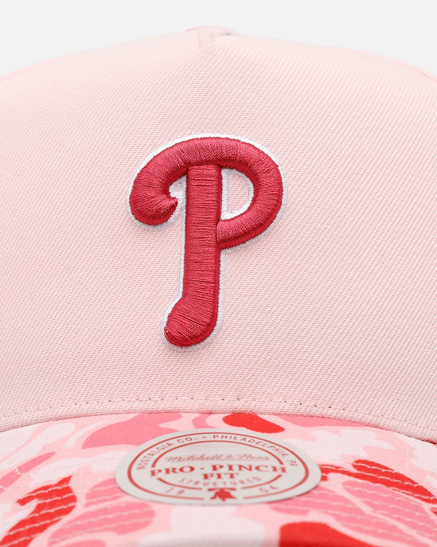 Mitchell & Ness Philadelphia Phillies 'Pink Camo' Pro Pinch Snapback Pink