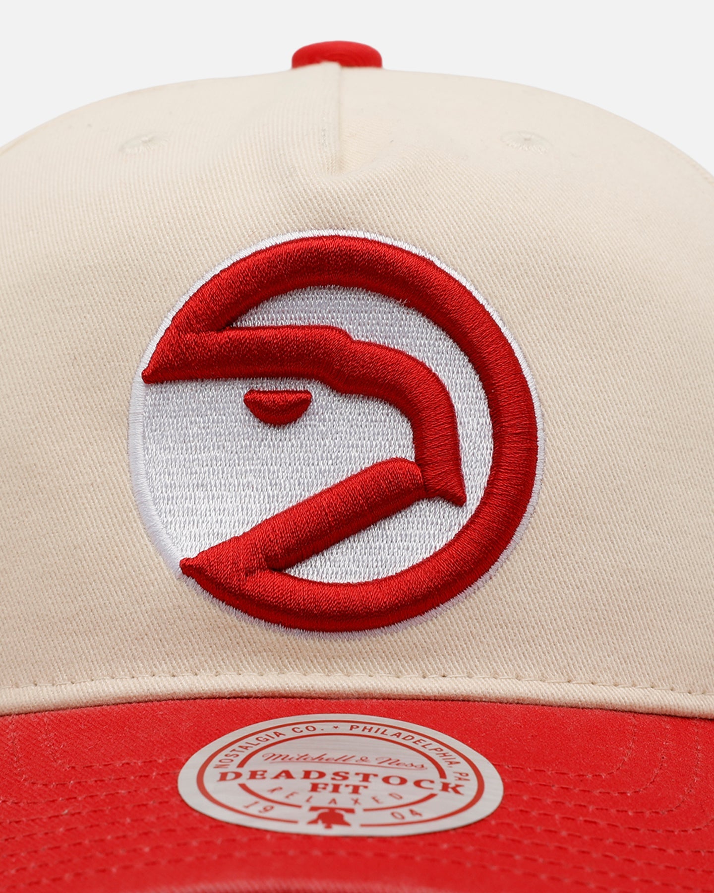 Mitchell & Ness Atlanta Hawks 'Washed Cotton' Deadstock Snapback Off White