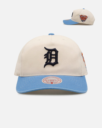 Mitchell & Ness Detroit Tigers 'Washed Cotton' Deadstock Snapback Off White