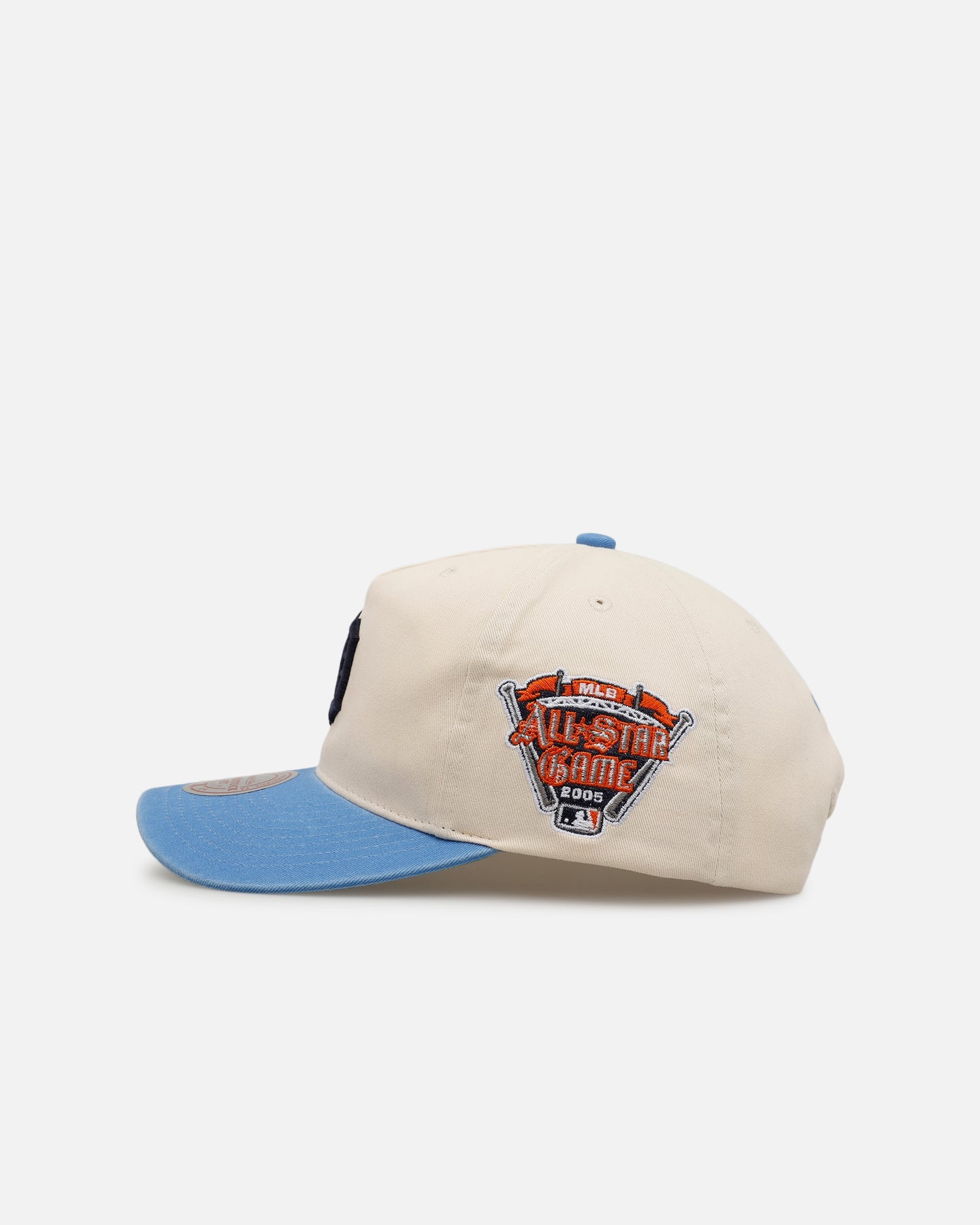 Mitchell & Ness Detroit Tigers 'Washed Cotton' Deadstock Snapback Off White