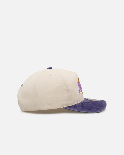 Mitchell & Ness Los Angeles Lakers 'Washed Cotton' Deadstock Snapback Off White