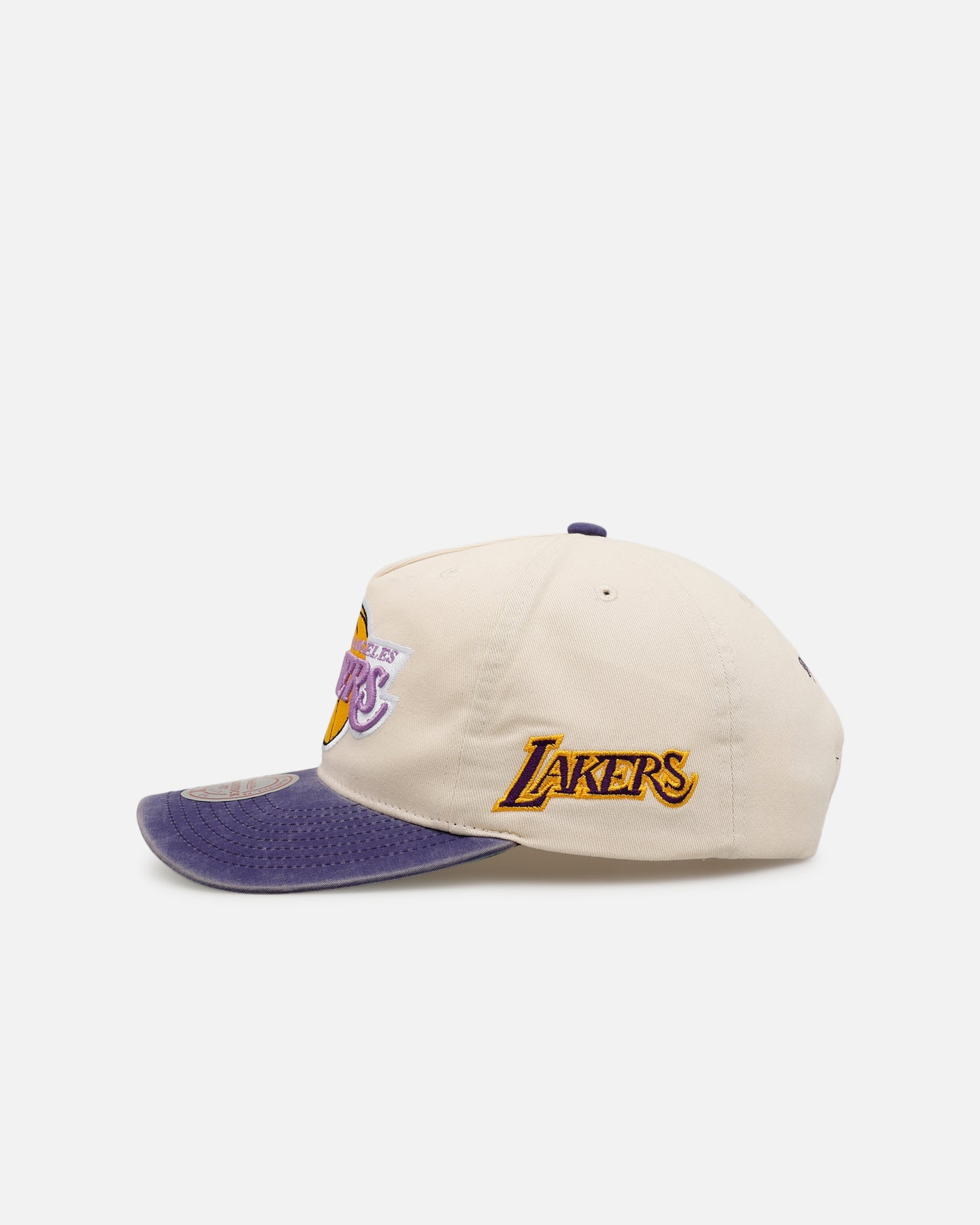 Mitchell & Ness Los Angeles Lakers 'Washed Cotton' Deadstock Snapback Off White