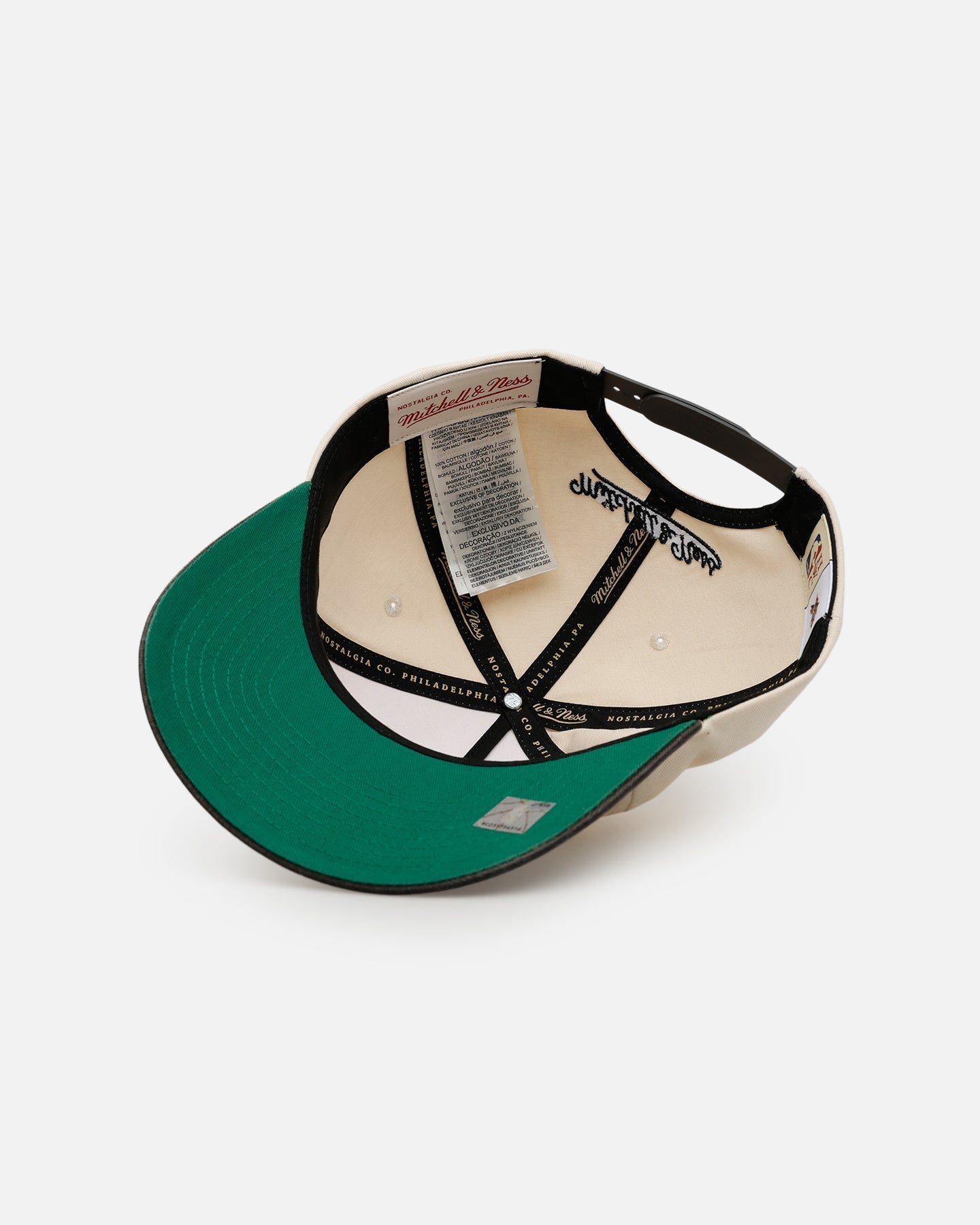 Mitchell & Ness Philadelphia 76ers 'Washed Cotton' Deadstock Snapback Off White