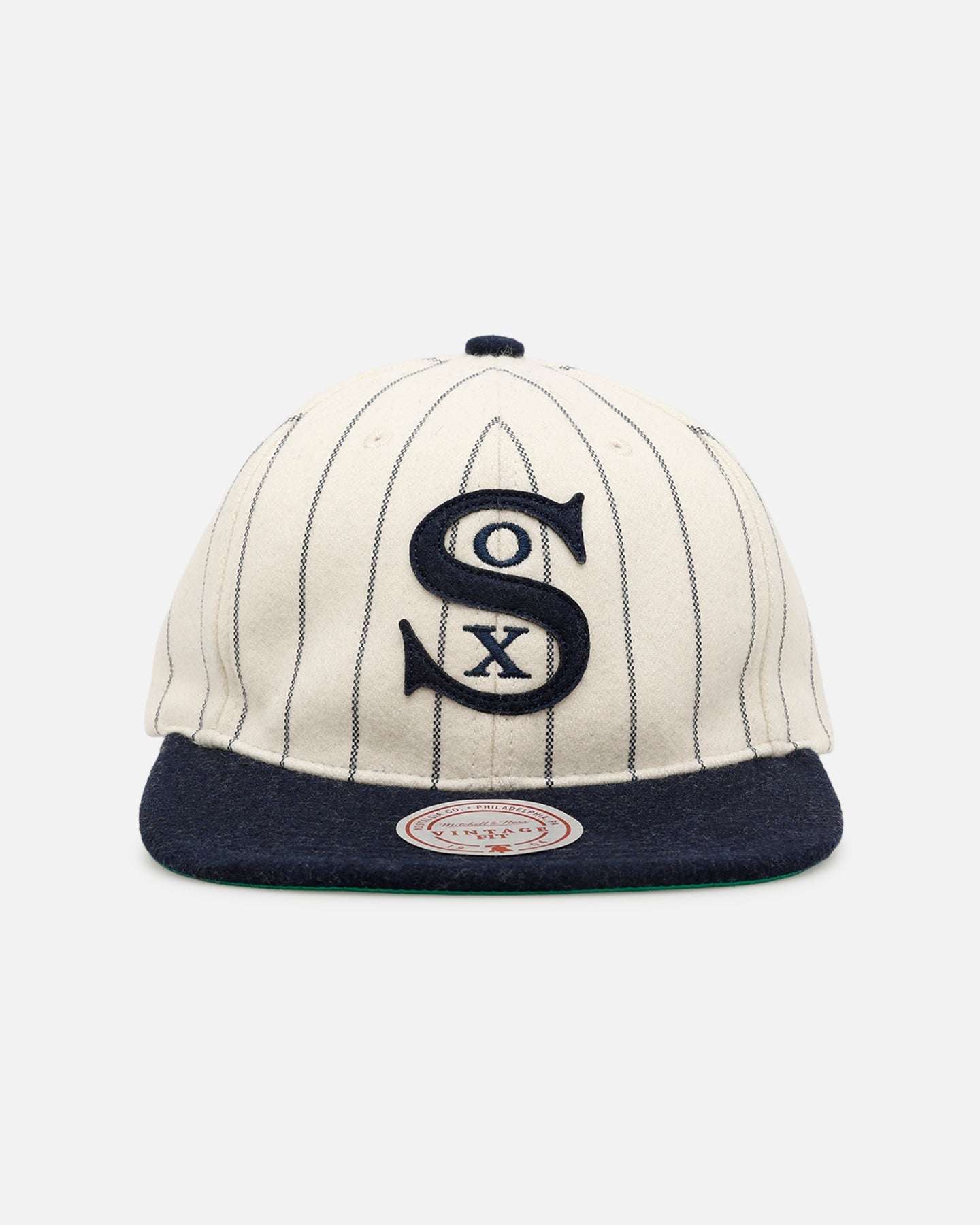Mitchell & Ness Chicago White Sox 'Vintage Baseball' Vintage Fit Strapback Off White