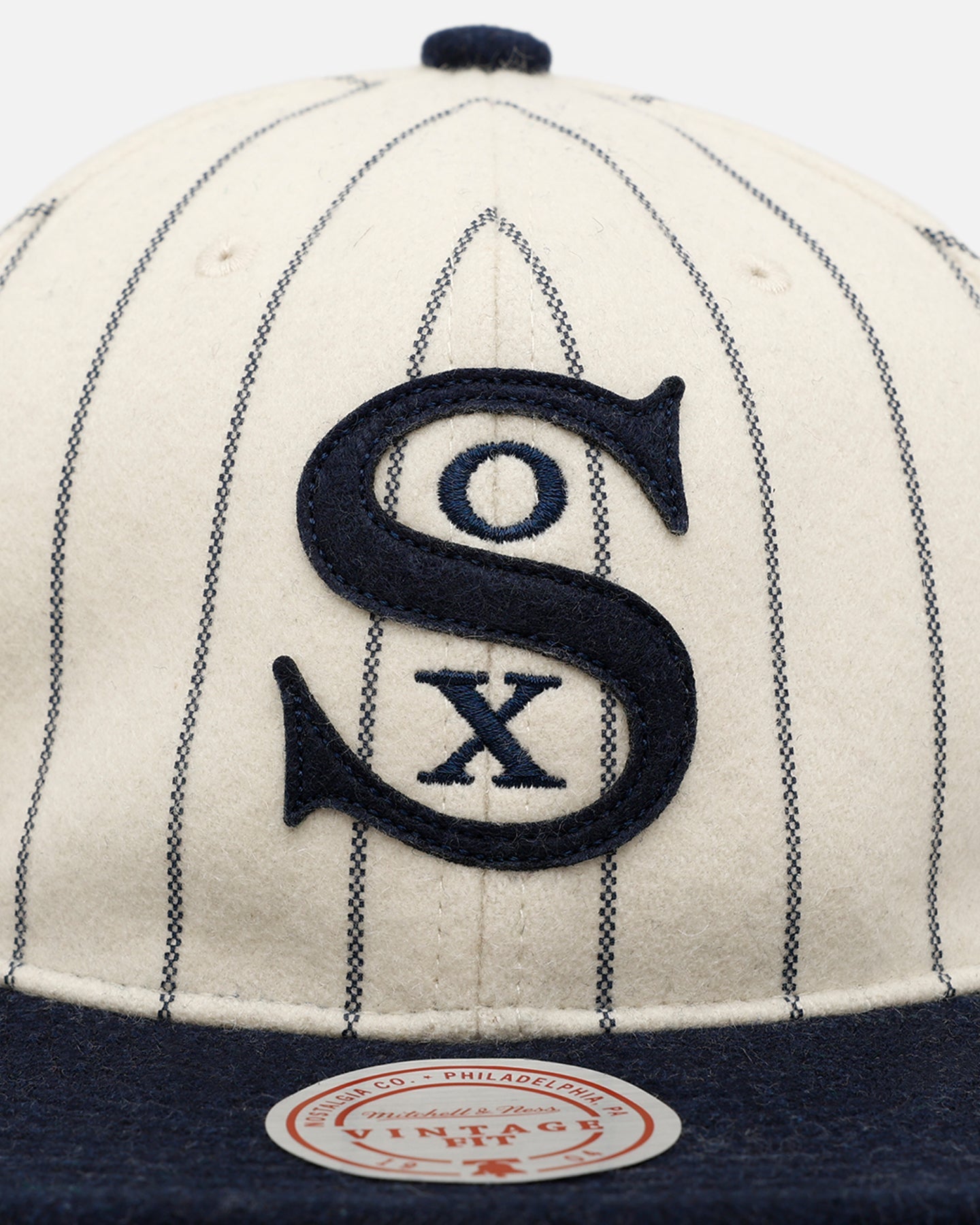 Mitchell & Ness Chicago White Sox 'Vintage Baseball' Vintage Fit Strapback Off White