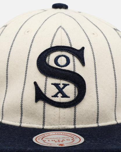 Mitchell & Ness Chicago White Sox 'Vintage Baseball' Vintage Fit Strapback Off White