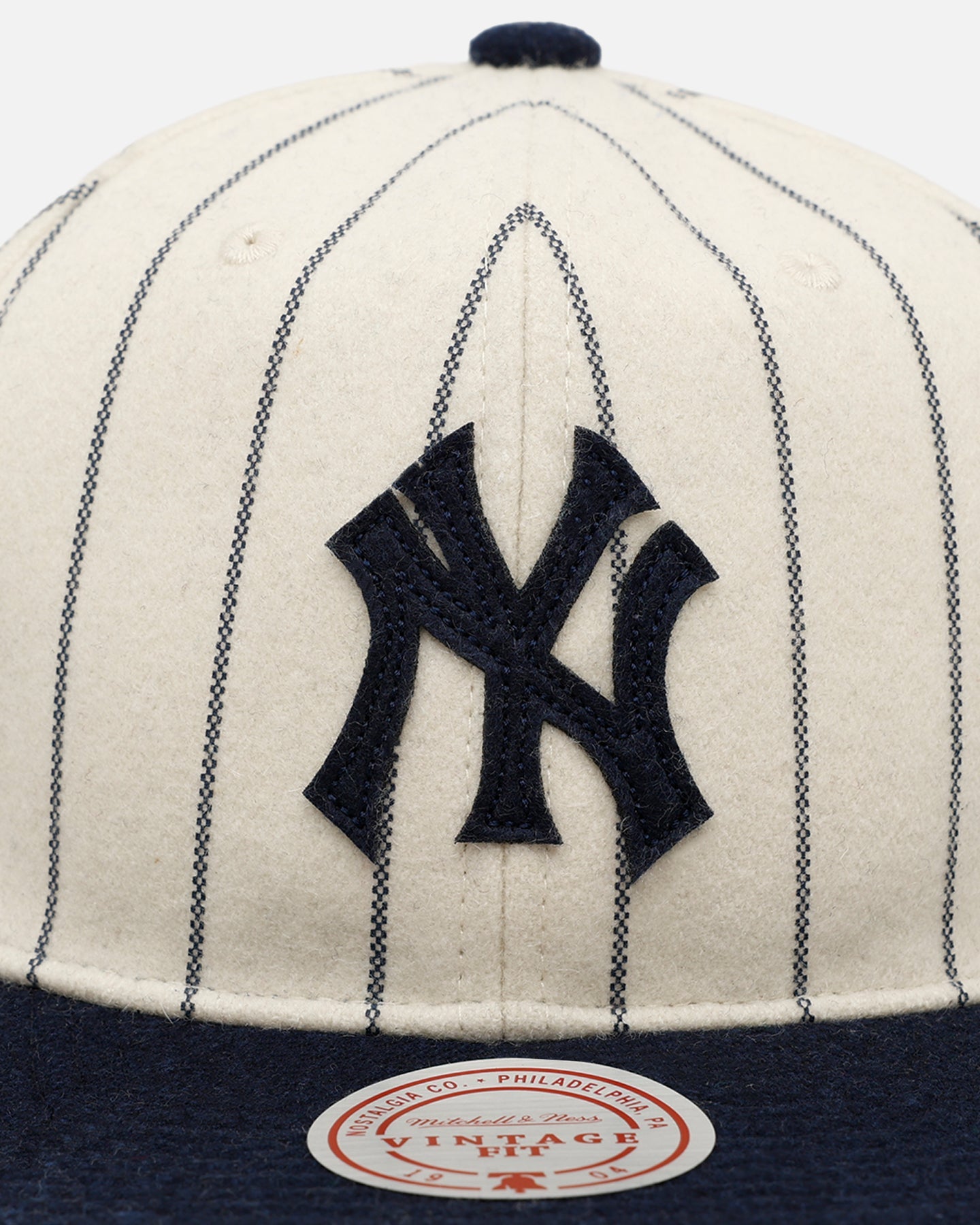 Mitchell & Ness New York Yankees 'Vintage Baseball' Vintage Fit Strapback Off White
