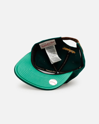 Mitchell & Ness Oakland Athletics 'Vintage Baseball' Vintage Fit Strapback Green