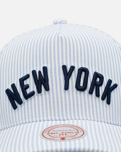 Mitchell & Ness New York Yankees 'Seersucker' Pro Pinch Snapback Blue/White