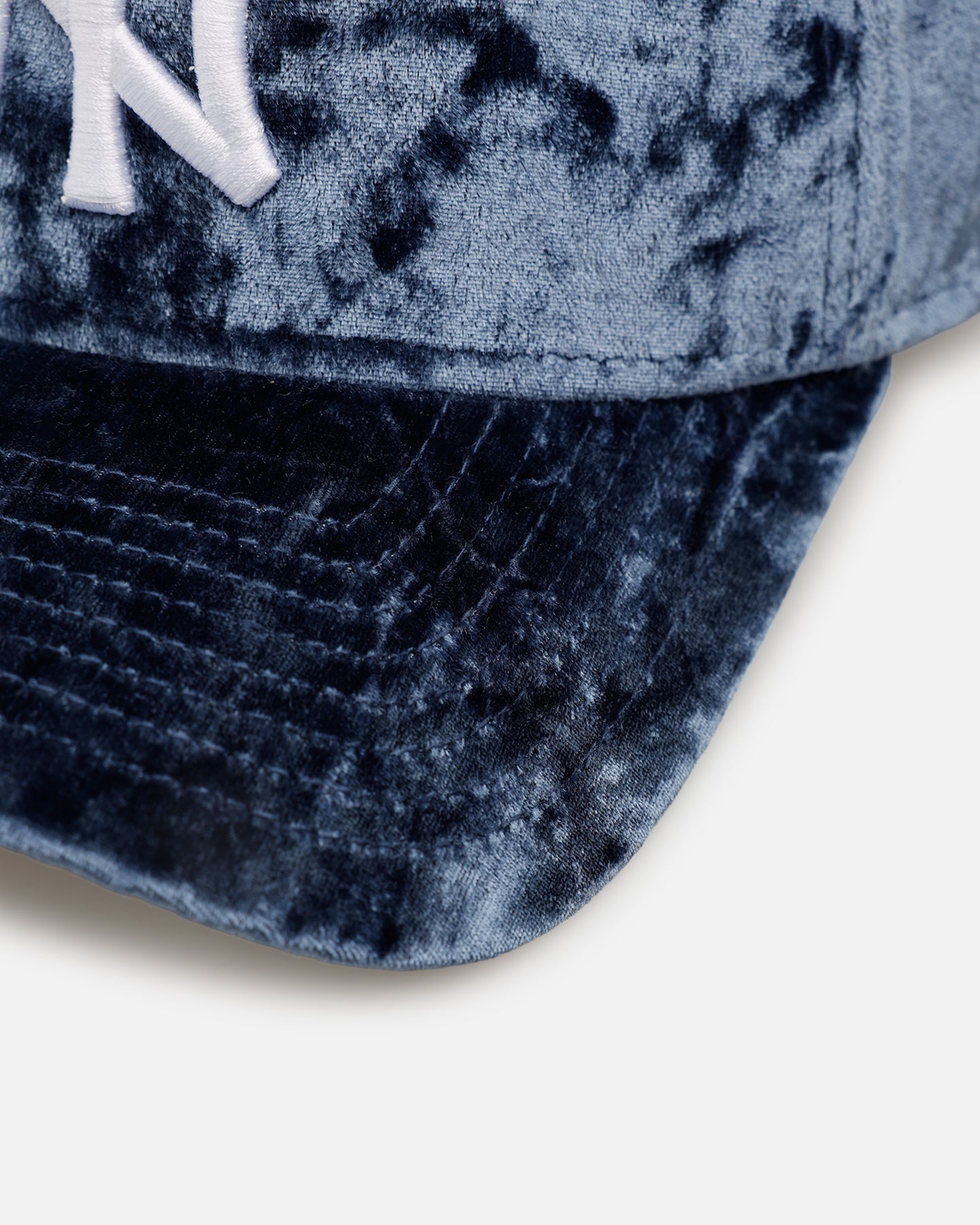 New Era New York Yankees 'Crushed Blue Velvet' 9FORTY A-Frame Snapback Blue