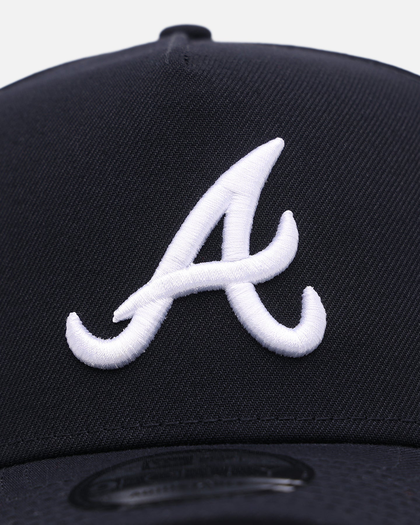 New Era Atlanta Braves 'Floral Side Patch' 9FORTY A-Frame Snapback Official Team Color