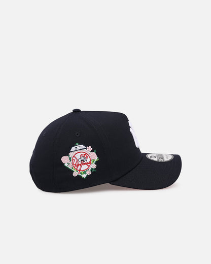 New Era New York Yankees 'Floral Side Patch' 9FORTY A-Frame Snapback Official Team Color