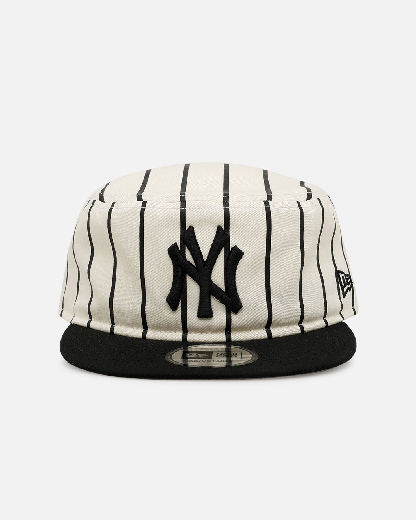 New Era New York Yankees 'Pinstripe' Painter Snapback Chrome/Black