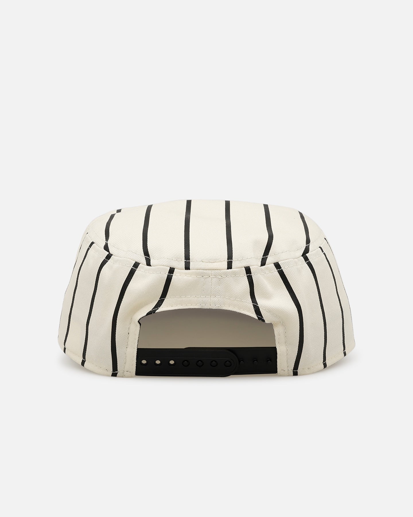 New Era New York Yankees 'Pinstripe' Painter Snapback Chrome/Black