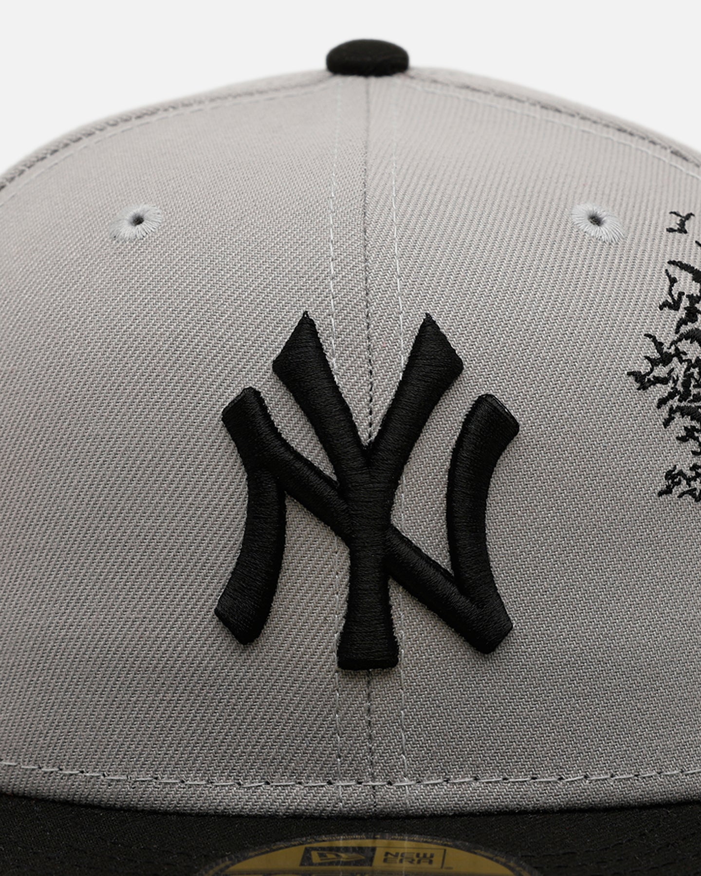 New Era New York Yankees X Batman 59FIFTY Fitted Gray
