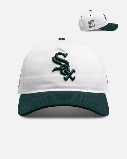 New Era Chicago White Sox 'Dark Green Chrome' 9FORTY A-Frame Snapback White/Green