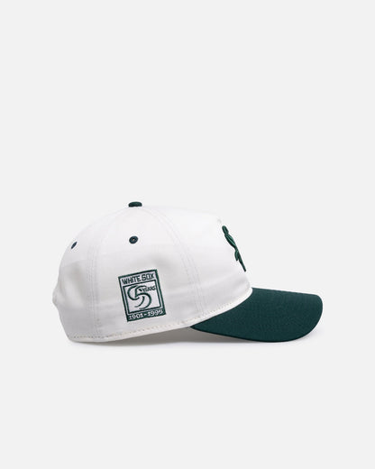 New Era Chicago White Sox 'Dark Green Chrome' 9FORTY A-Frame Snapback White/Green