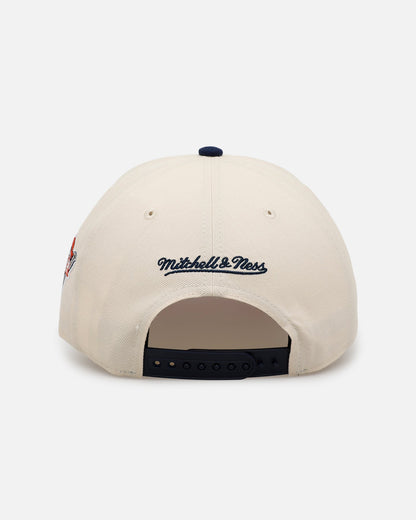 Mitchell & Ness Detroit Tigers 'Pink Team Logo' Pro Pinch Snapback Off White