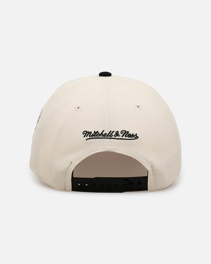 Mitchell & Ness Houston Astros 'Pink Team Logo' Pro Pinch Snapback Off White