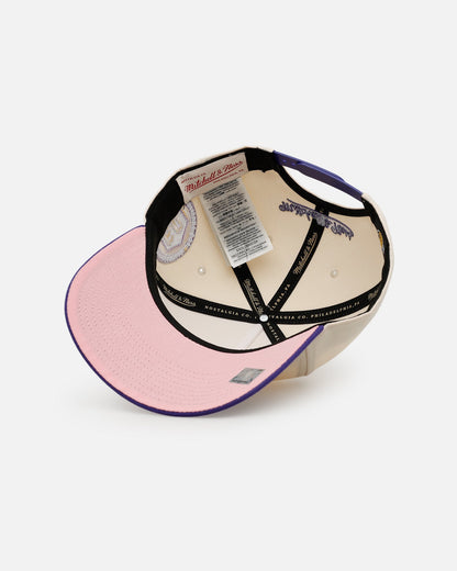Mitchell & Ness Los Angeles Lakers 'Pink Team Logo' Pro Pinch Snapback Off White