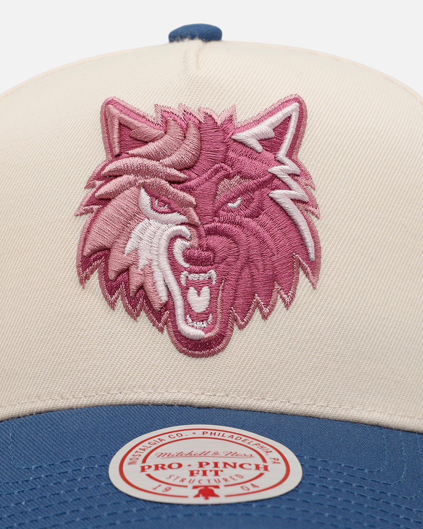 Mitchell & Ness Minnesota Timberwolves 'Pink Team Logo' Pro Pinch Snapback Off White