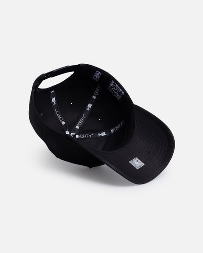 AVILA New Era Chicago Bulls 'Black Metal Badge' 9FORTY