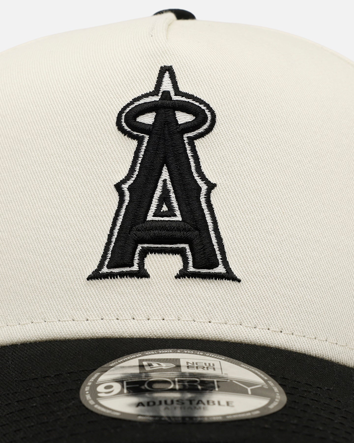 New Era Los Angeles Angels 'Easy Chrome Black' 9FORTY A-Frame Snapback Chrome/Black