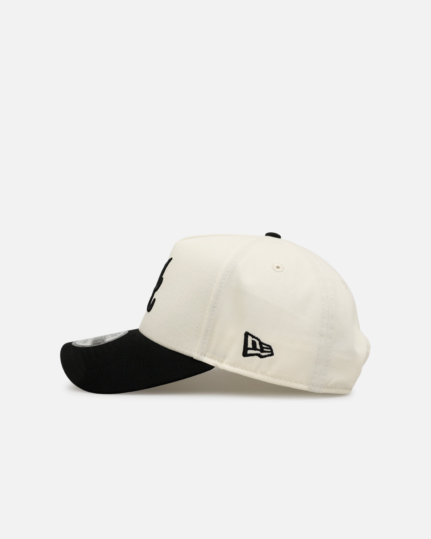 New Era Atlanta Braves 'Easy Chrome Black' 9FORTY A-Frame Snapback Chrome/Black