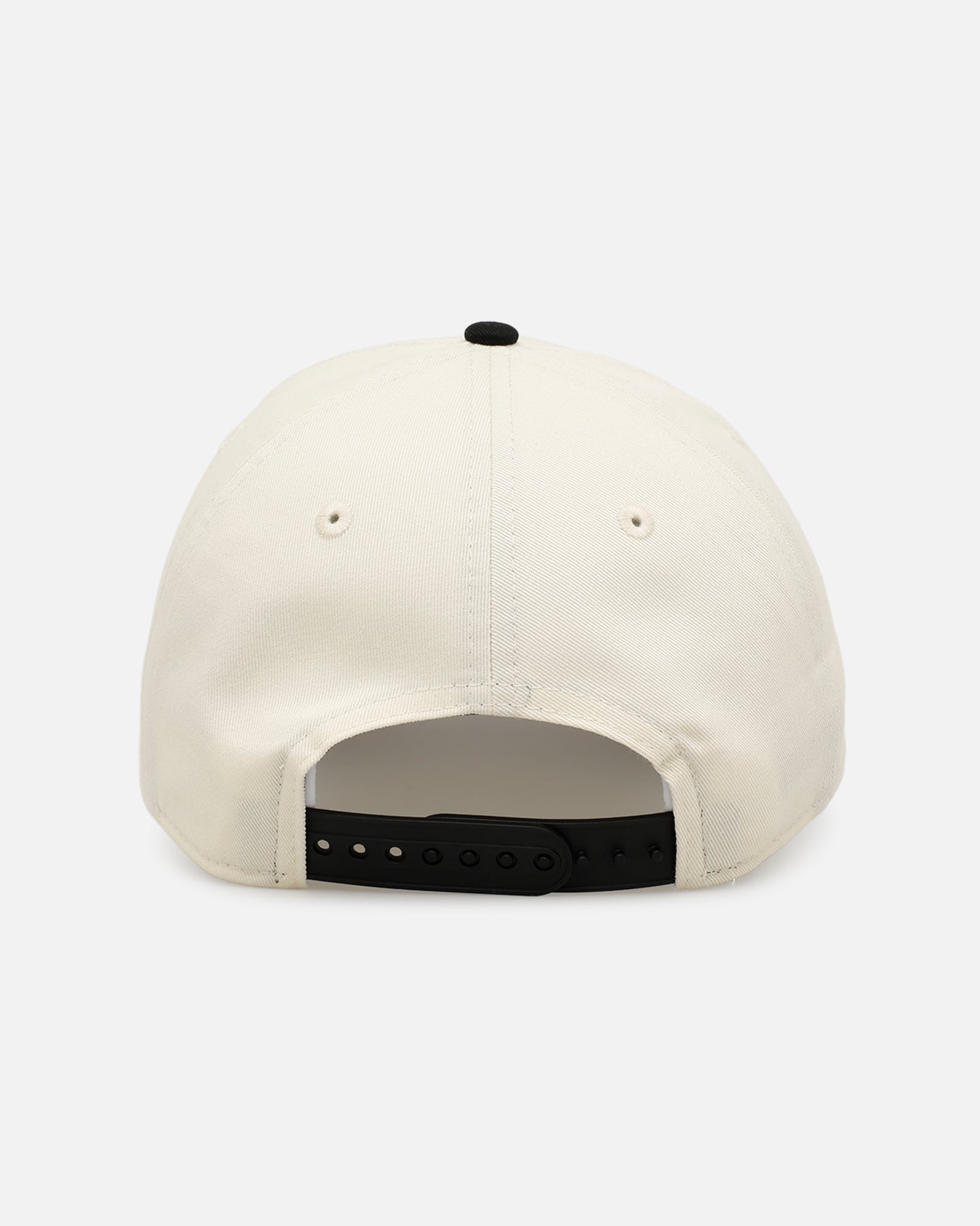 New Era Detroit Pistons 'Easy Chrome Black' 9FORTY A-Frame Snapback Chrome/Black