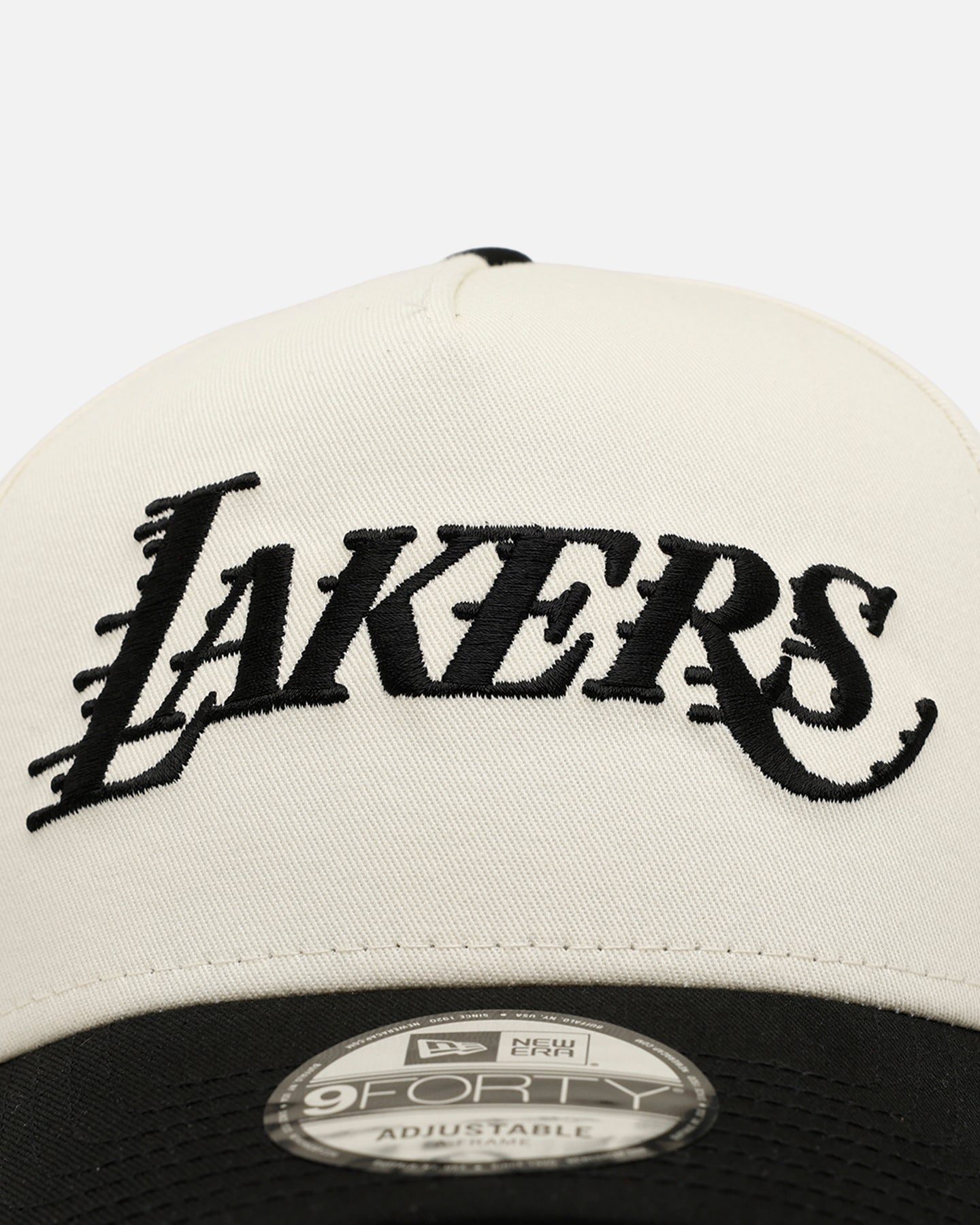 New Era Los Angeles Lakers 'Easy Chrome Black' 9FORTY A-Frame Snapback Chrome/Black