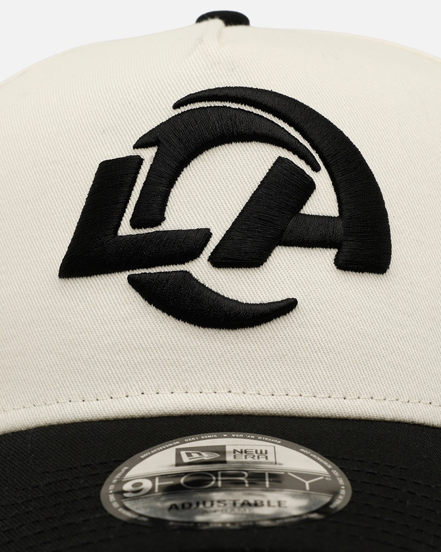New Era Los Angeles Rams 'Easy Chrome Black' 9FORTY A-Frame Snapback Chrome/Black
