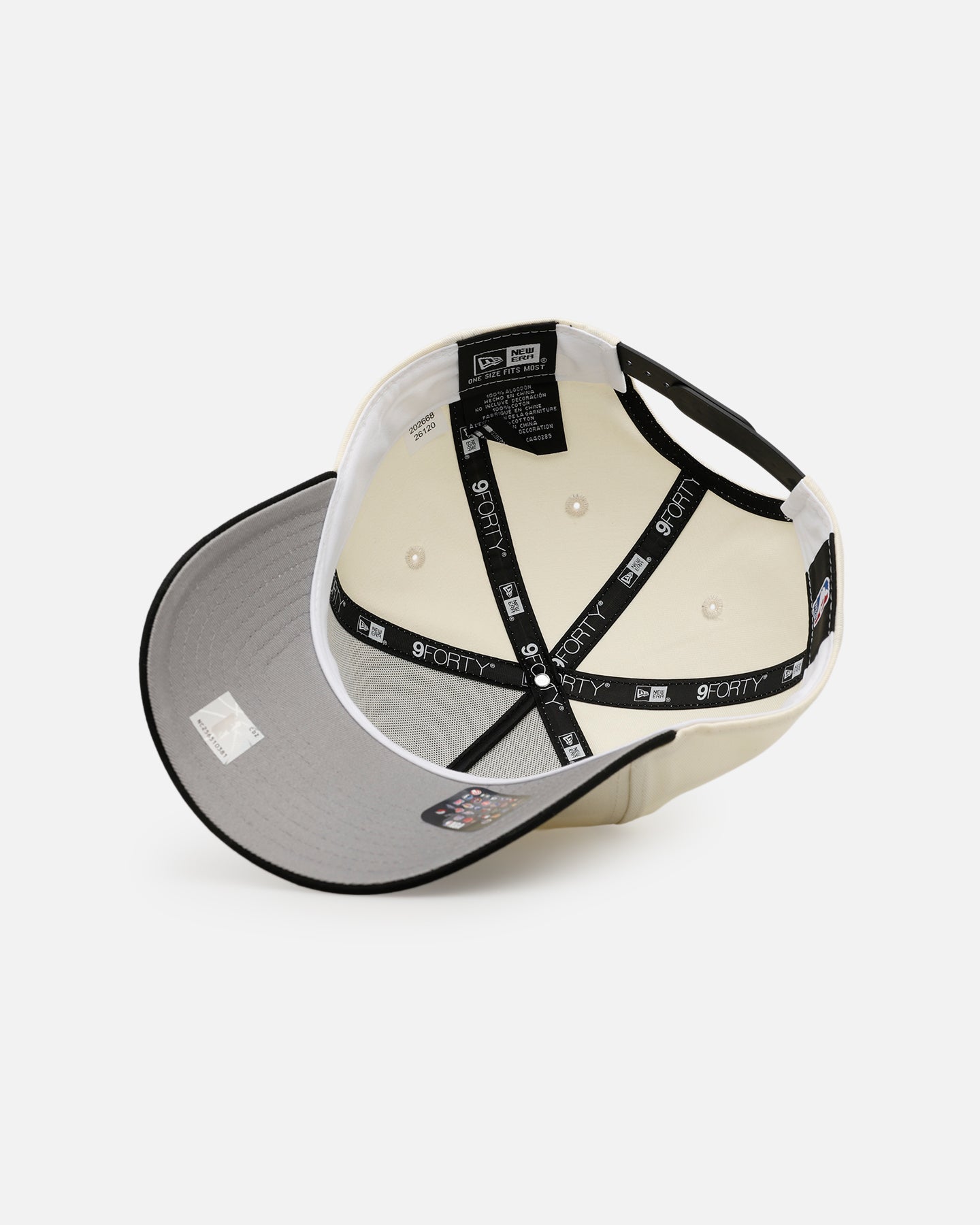 New Era Oklahoma City Thunder 'Easy Chrome Black' 9FORTY A-Frame Snapback Chrome/Black