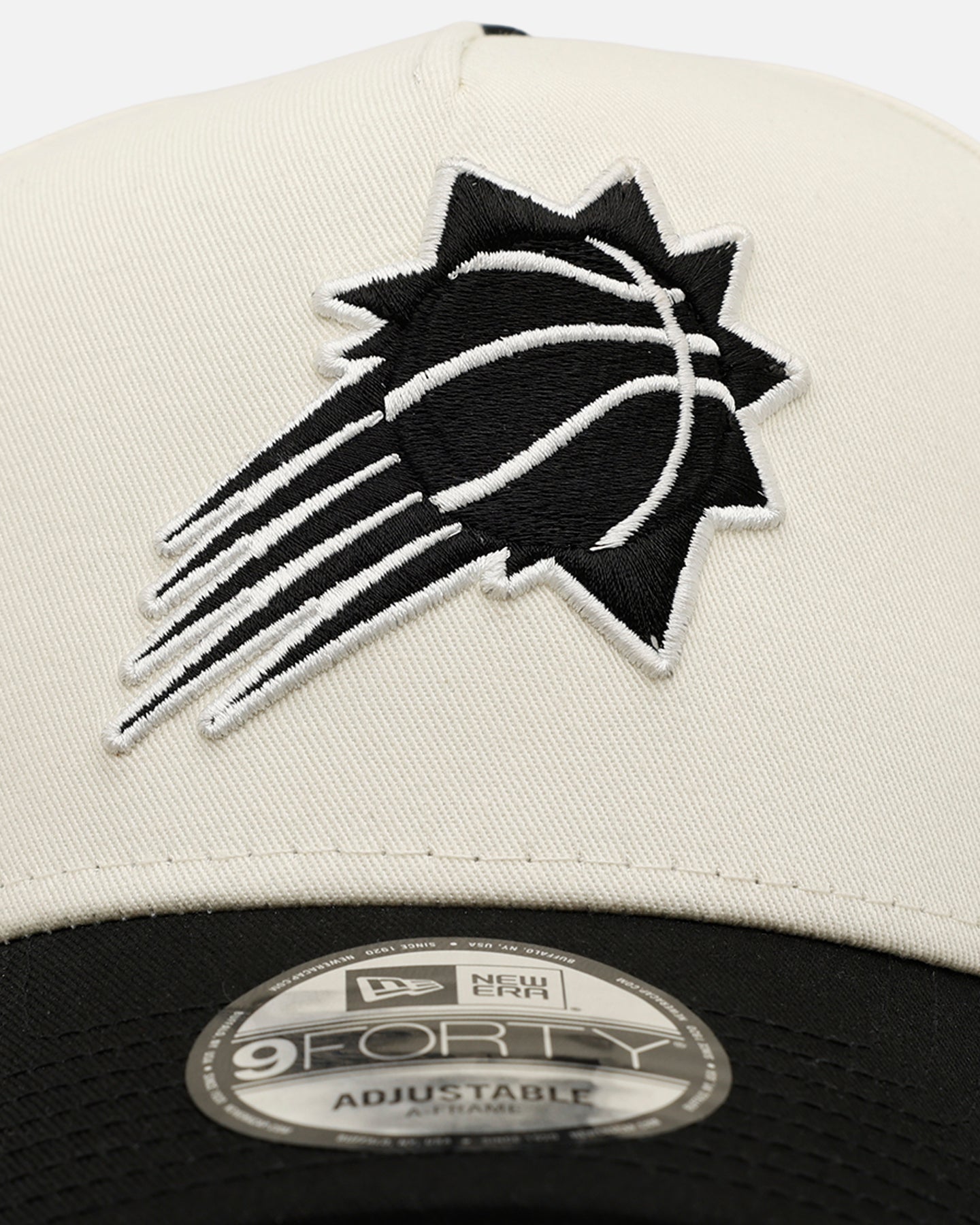 New Era Phoenix Suns 'Easy Chrome Black' 9FORTY A-Frame Snapback Chrome/Black