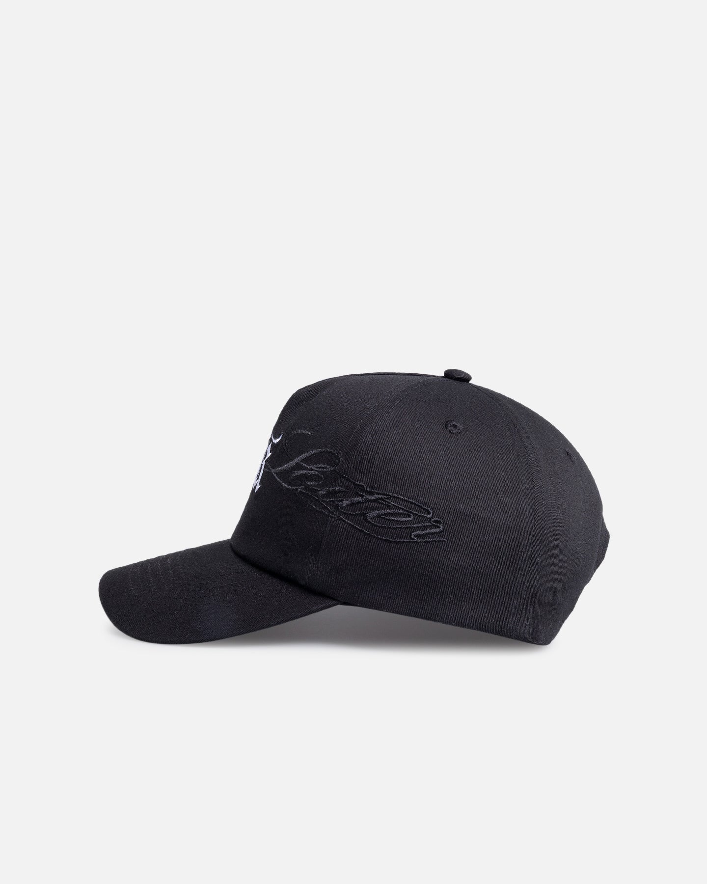 AVILA Loiter Classic Snapback Black