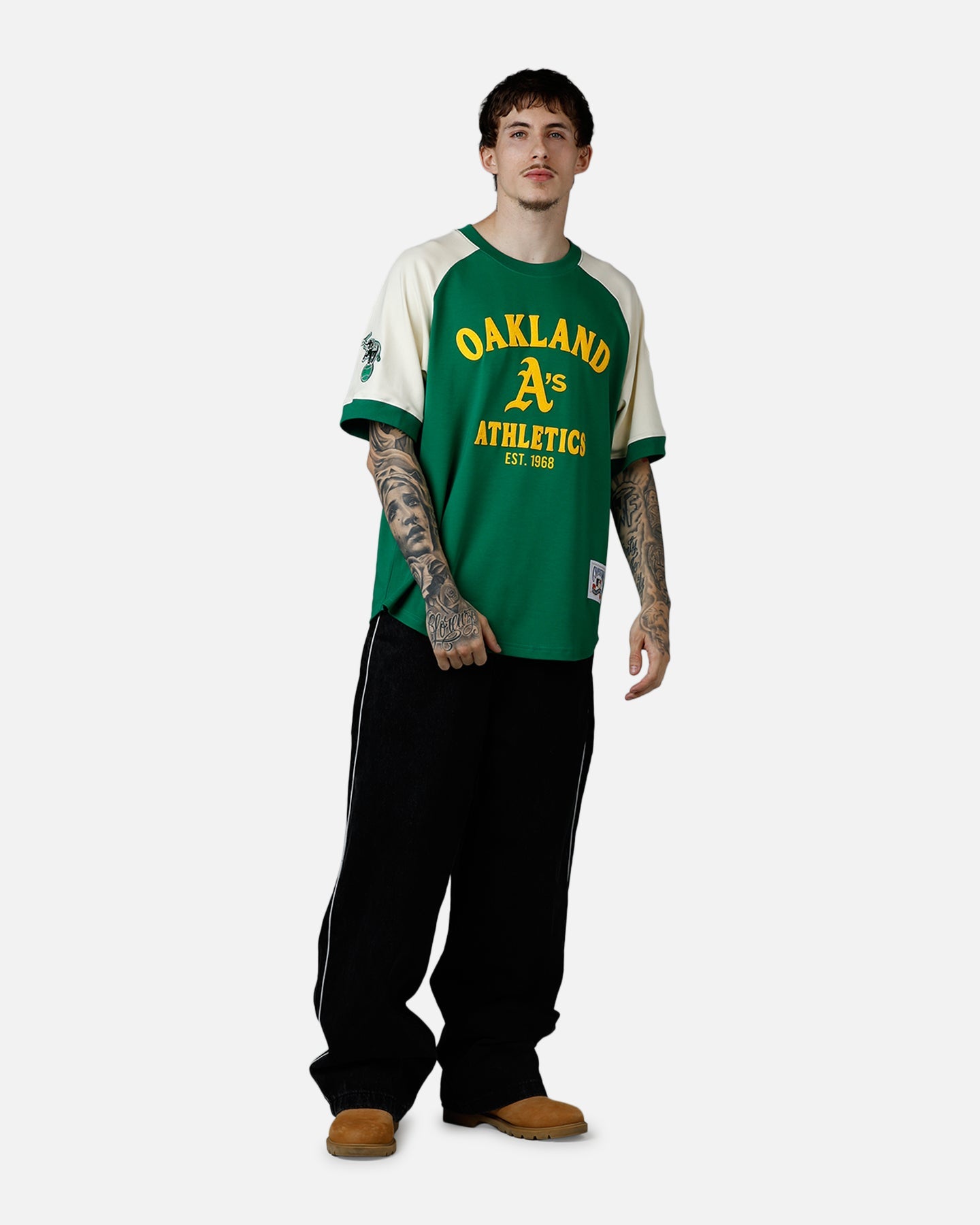Pro Standard Oakland Athletics Double Knit Raglan T-Shirt Green