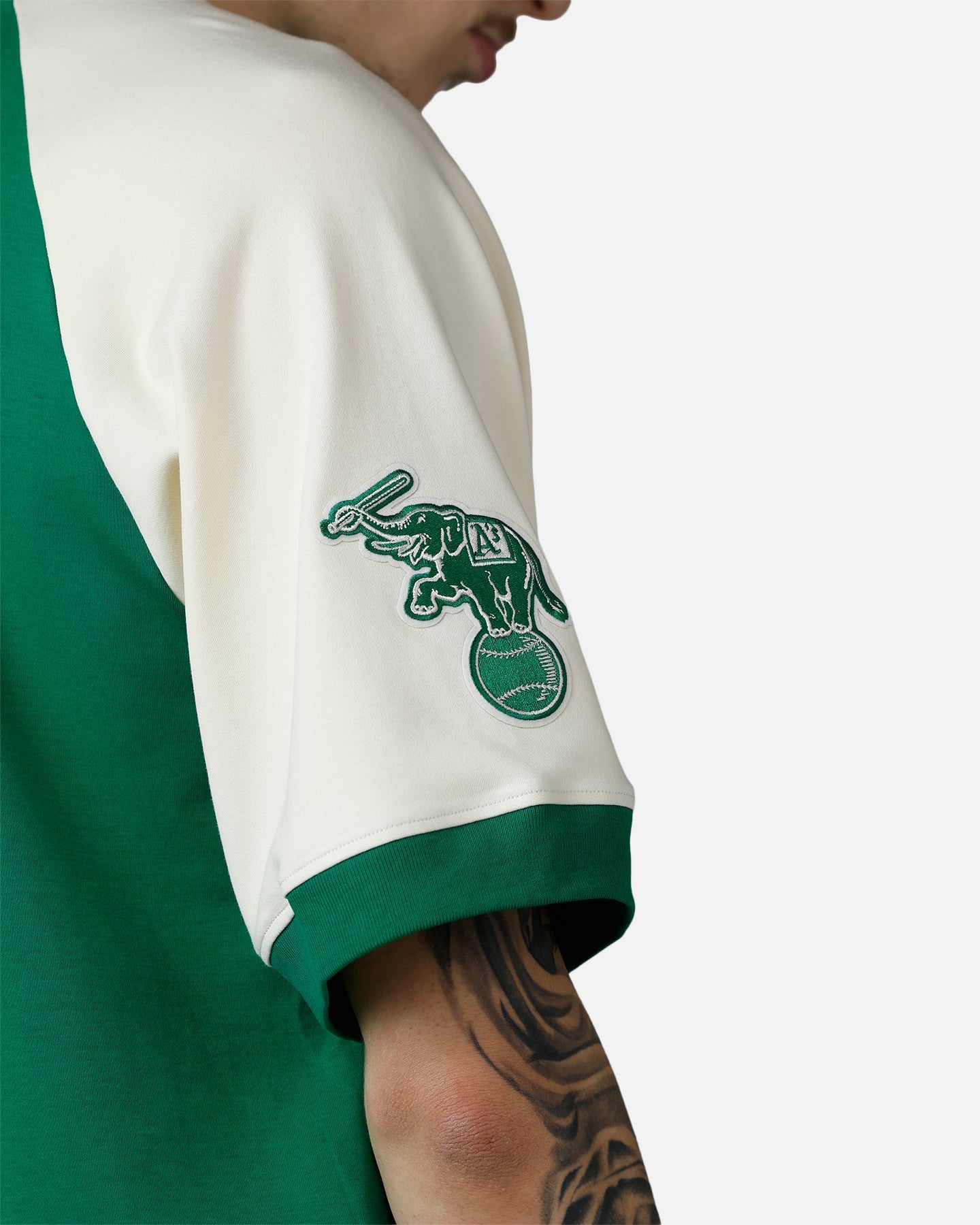 Pro Standard Oakland Athletics Double Knit Raglan T-Shirt Green