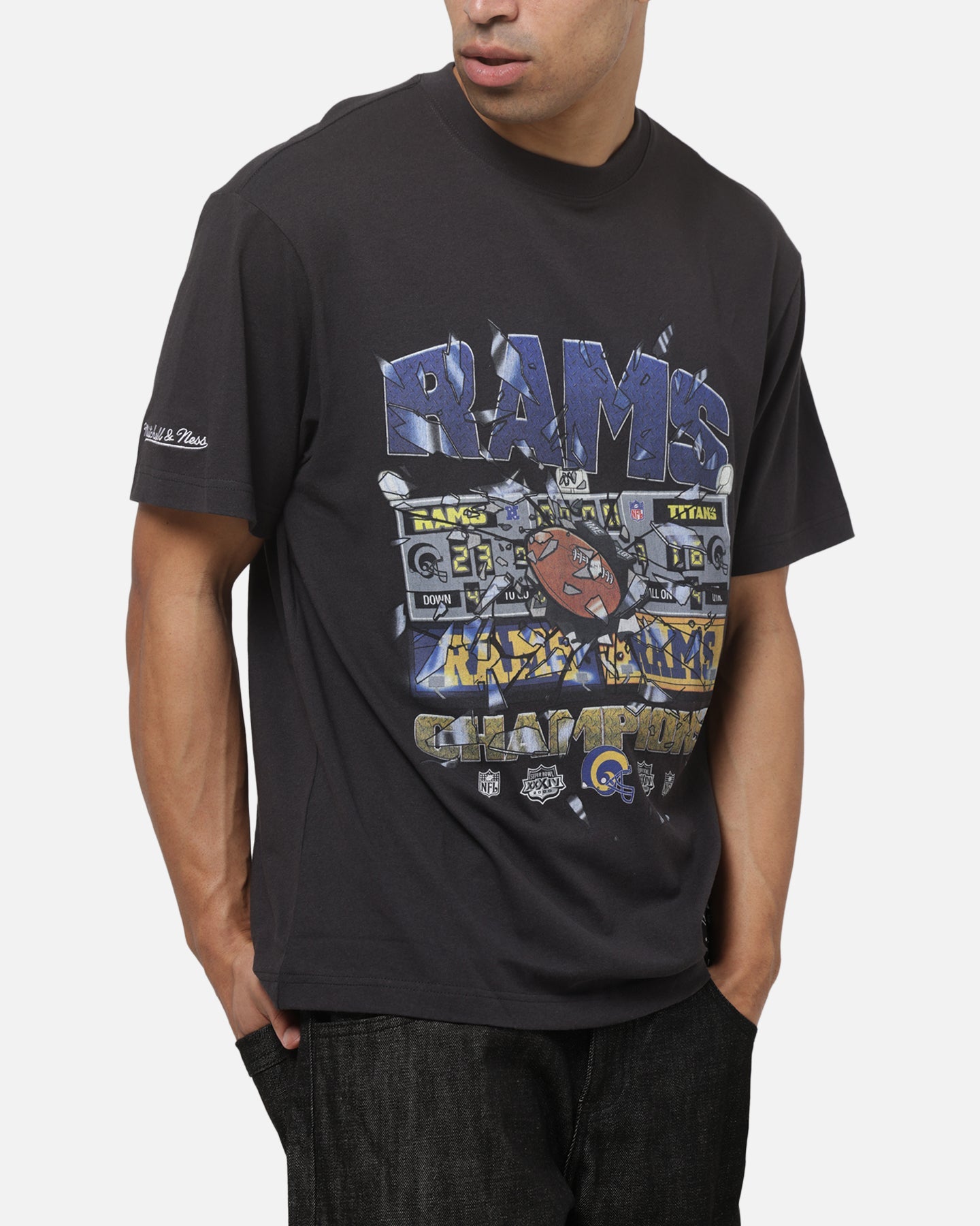 Mitchell & Ness Los Angeles Rams Smashed Scoreboard T-Shirt Washed Black