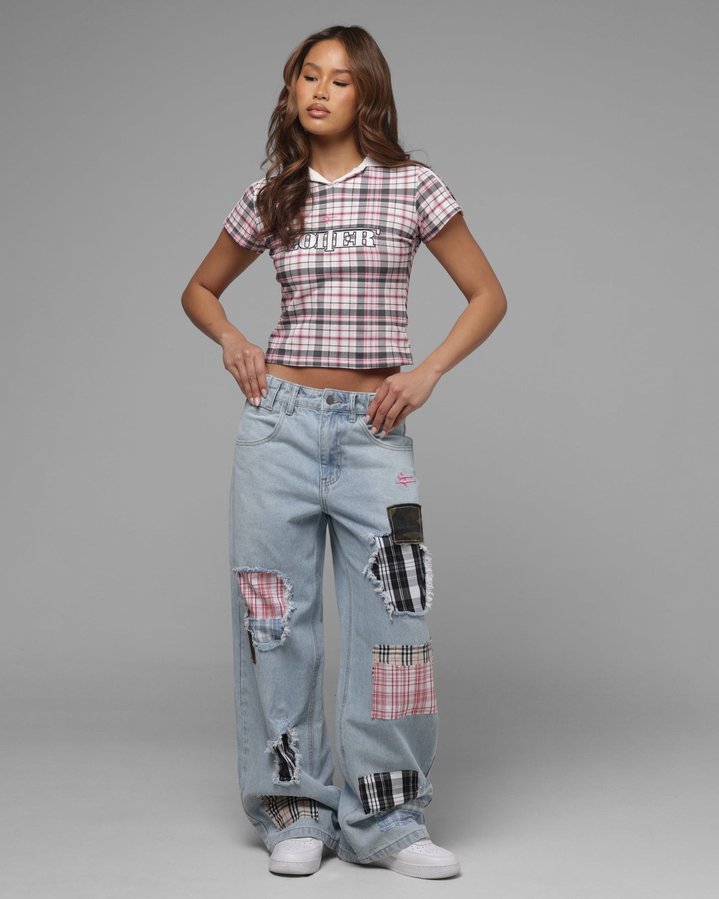 Loiter Women's Unity Crop T-Shirt Pink Plaid