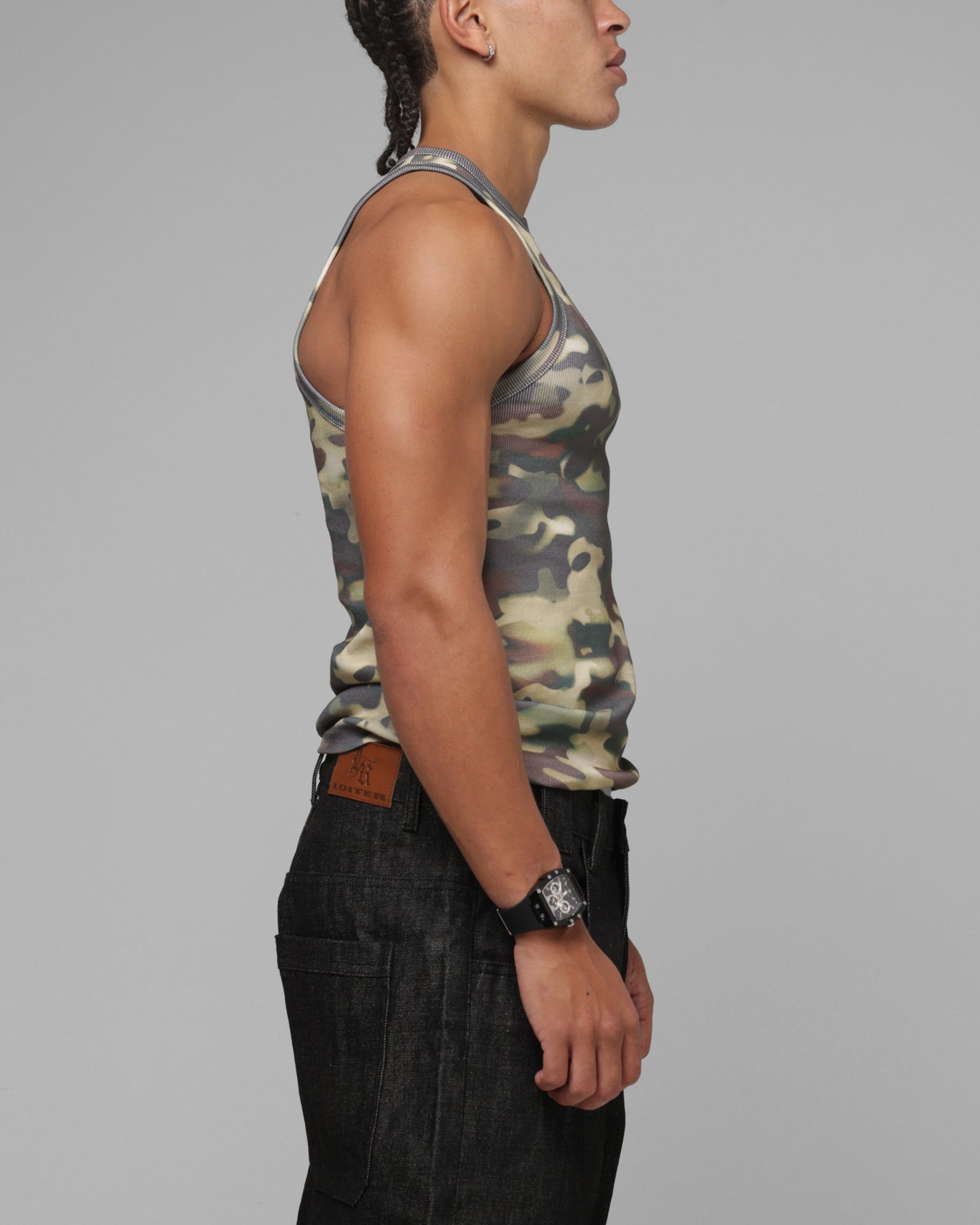 Loiter Hybrid Tank Camo