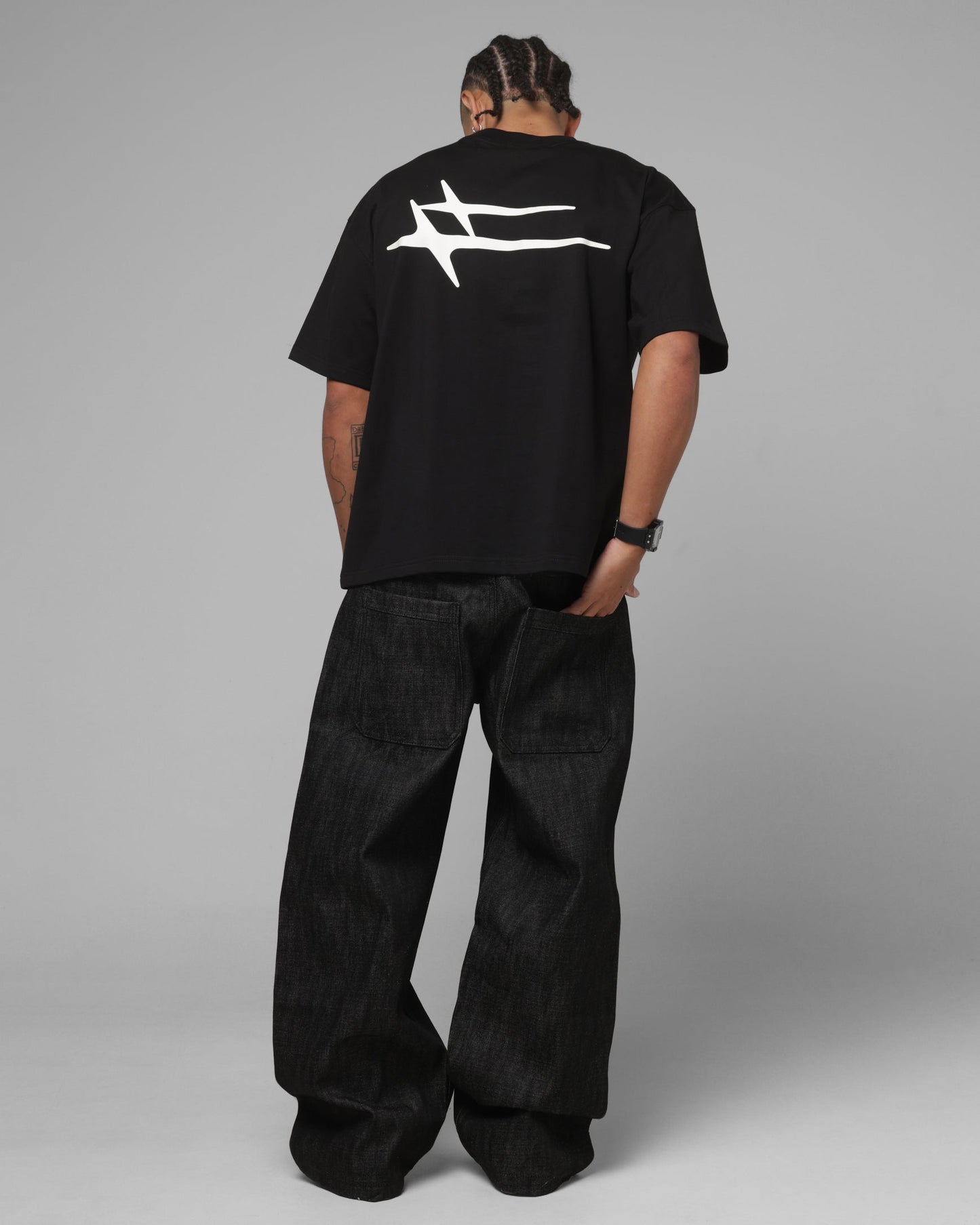 Loiter Ultra Hybrid T-Shirt Black